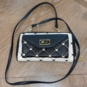 Luv betsey cross body Wallet
